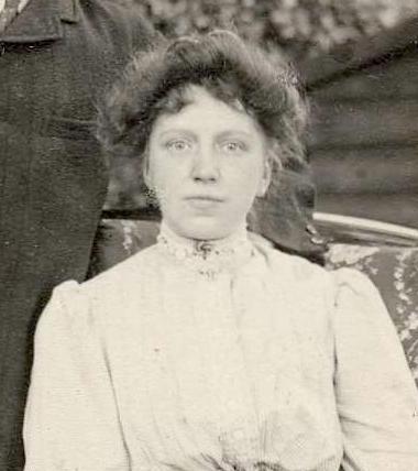 Alice Henwood Earl (1871 - 1961)
