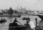 London Docks 1895